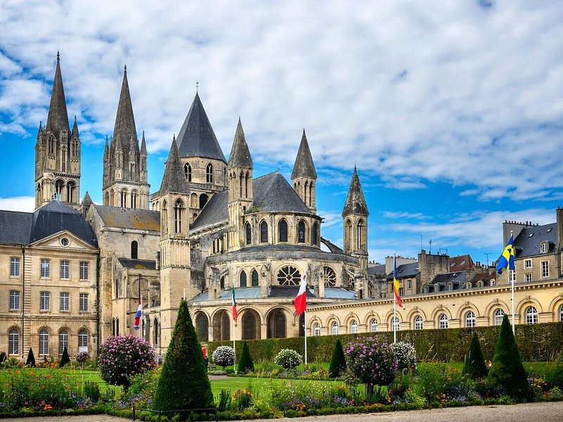 Reims Audio Guided City Walk in 7 Languages