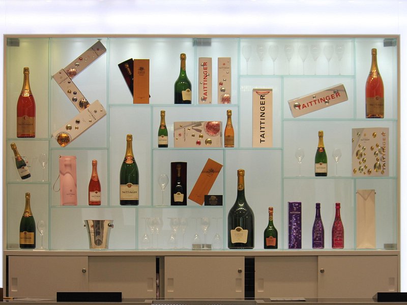 Champagne Taittinger plus 2 Family Vineyards – Custom Planned