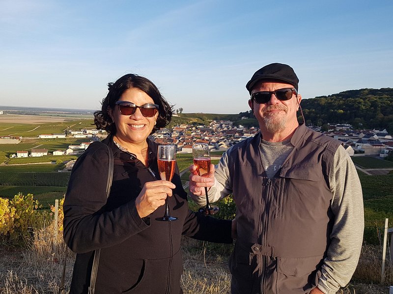 Private day tour in Champagne