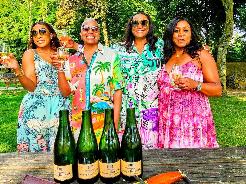 Private Full Day Tour with 2 Boutique Grower Champagne Houses